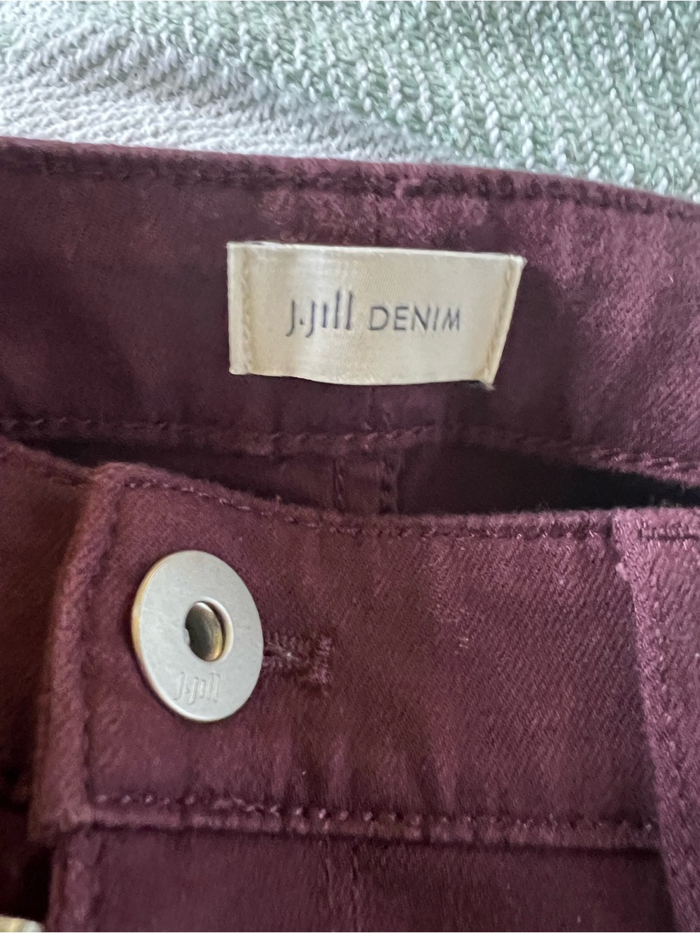 J. Jill Boyfriend Straight Leg Jeans in Plum - Picture 5 of 5